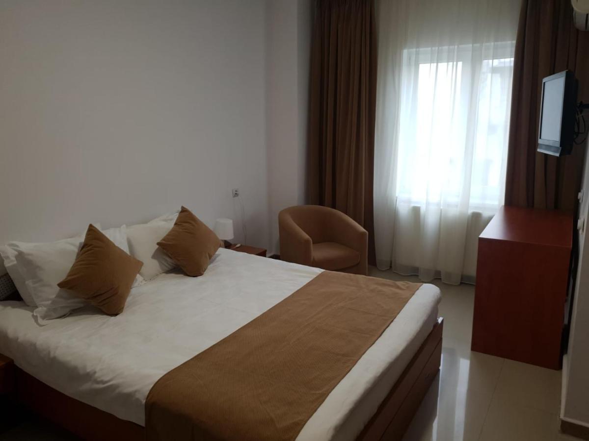 Hotel Top Central 부쿠레슈티 외부 사진