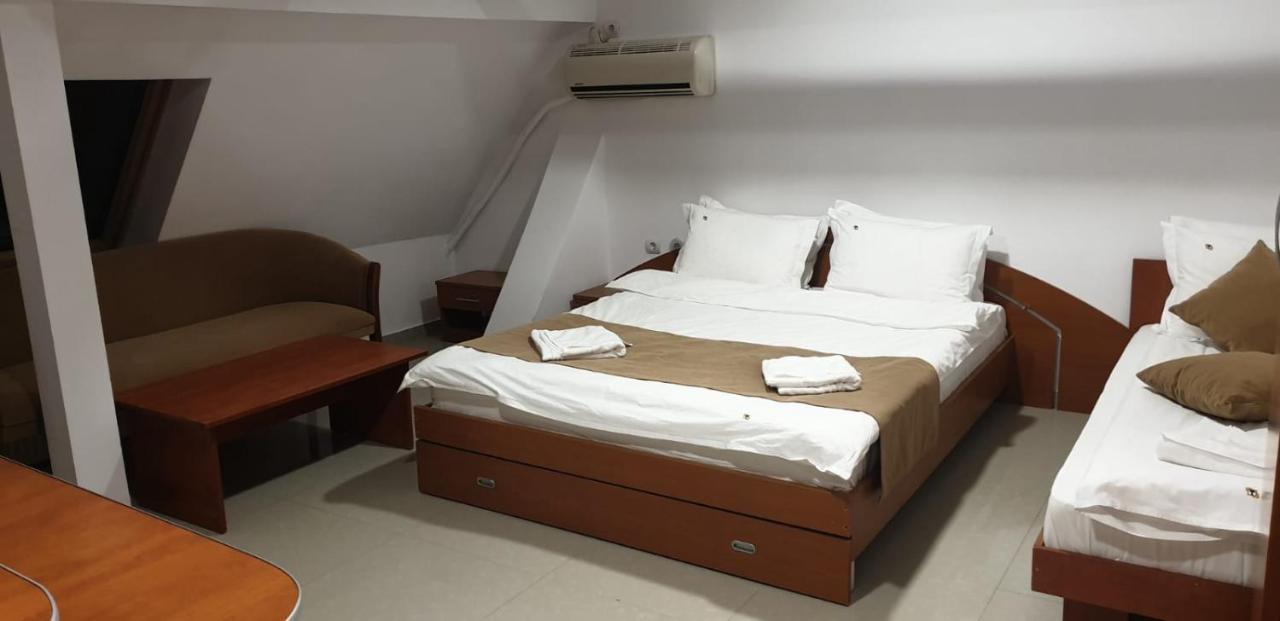 Hotel Top Central 부쿠레슈티 외부 사진